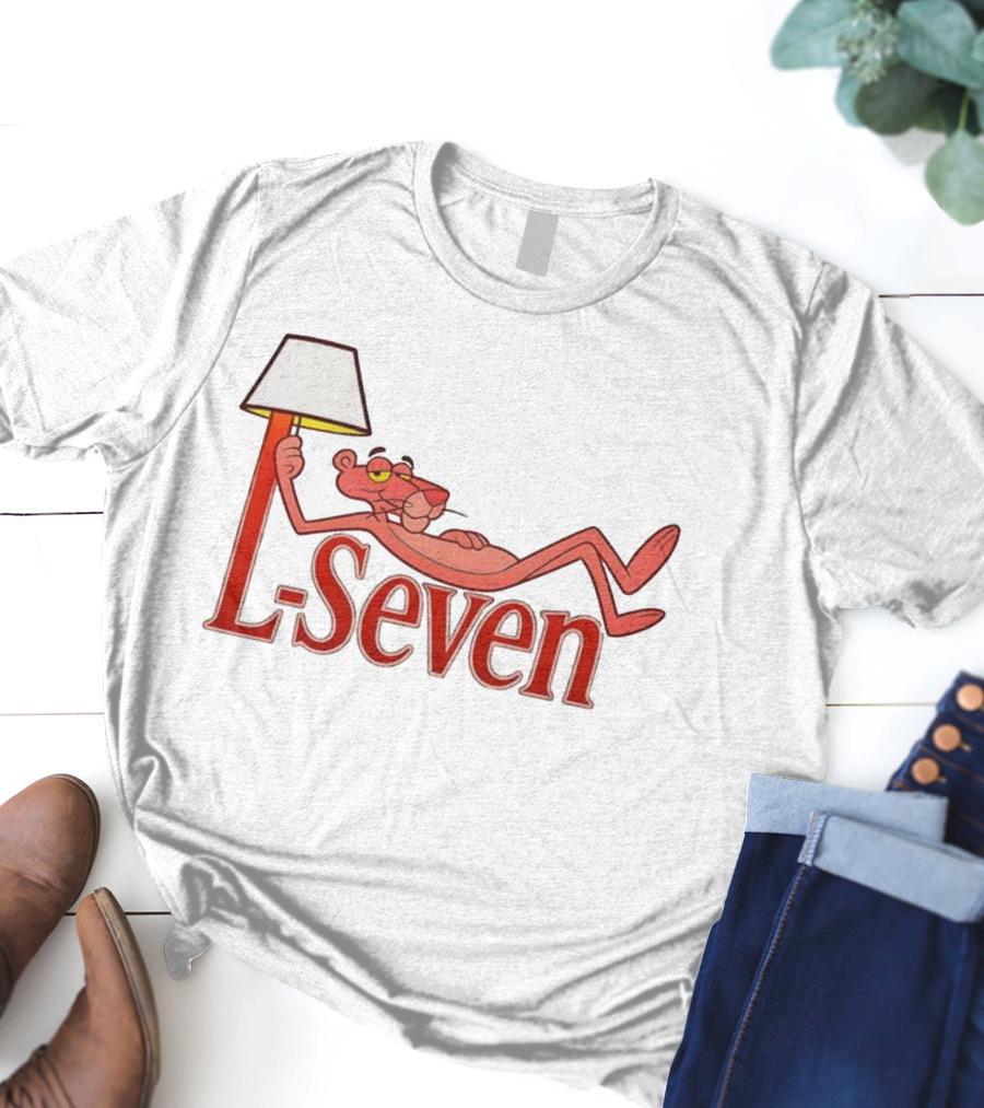 L-Seven Pink Panther Relaxing With Lamp Icon T-Shirt