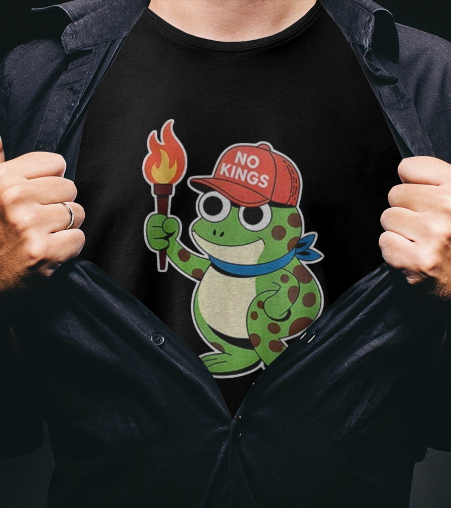 No Kings Frog Holding Torch Portland Protest Vintage Anti-ICE T-Shirt