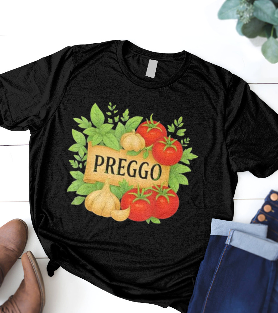 Prego Sauce Inspired Preggo Cute Pregnancy Announcement Costume T-Shirt