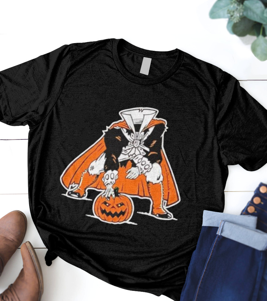 Headless Horseman Halloween Character With Pumpkin Jack O' Lantern Orange Cape Costume T-Shirt