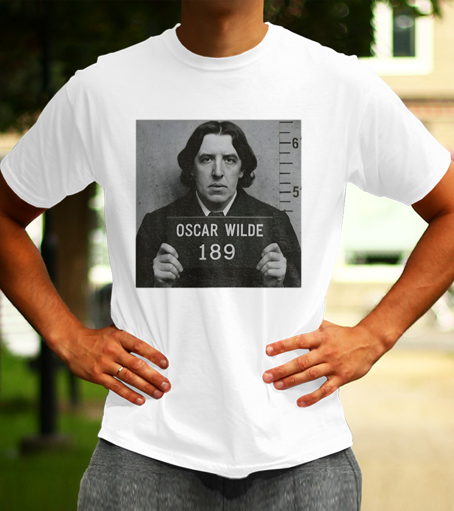 Oscar Wilde Shot 189 Funny Literary Meme T-Shirt