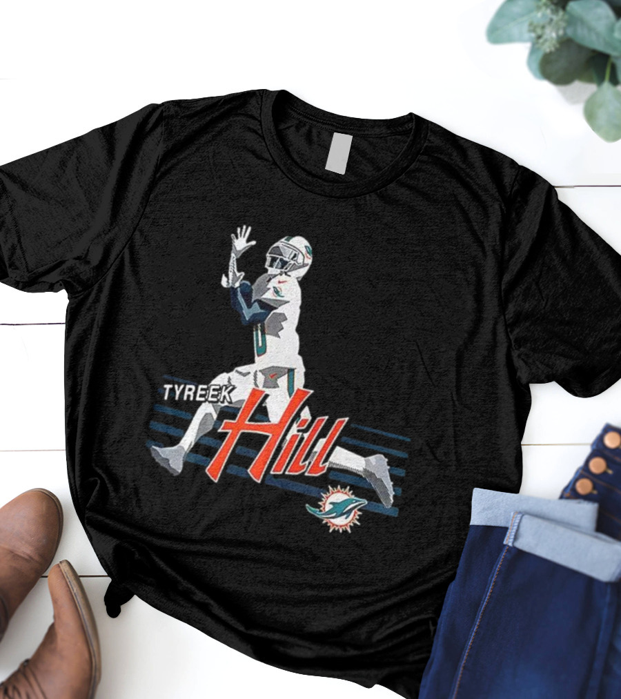 Tyreek Hill Miami Dolphins Receiving Ball Action Football T-Shirt