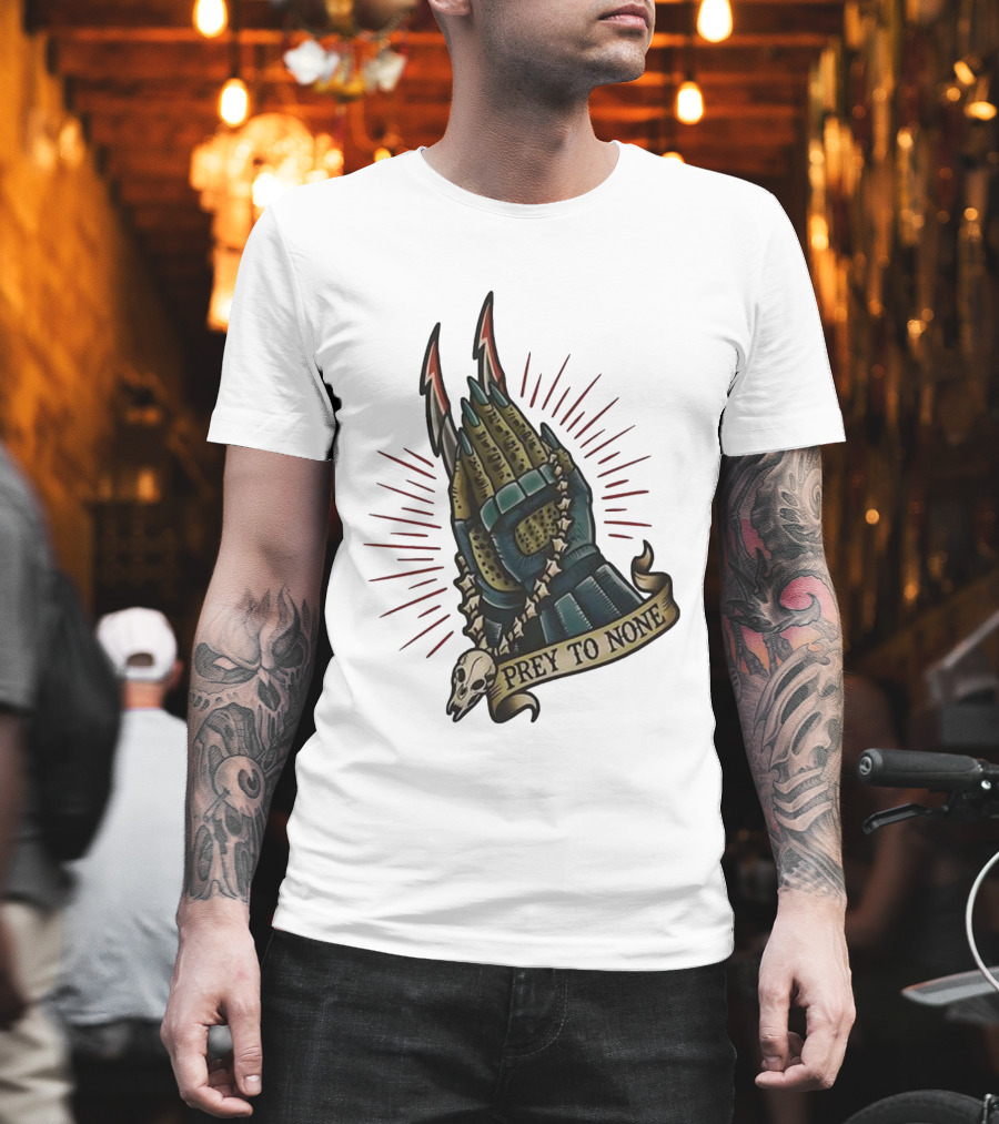 Prey To None Alien Claw With Skull And Star Chain T-Shirt