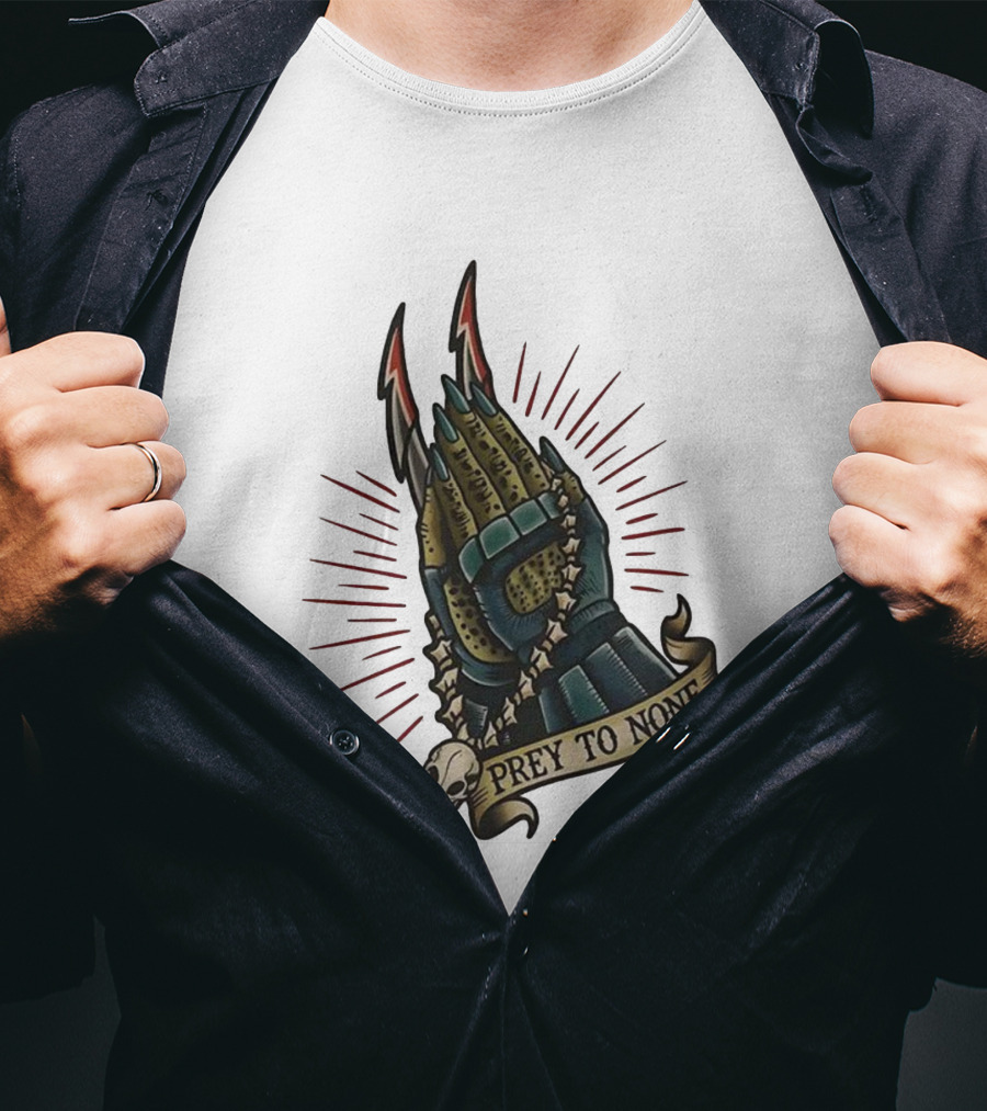 Prey To None Alien Claw With Skull And Star Chain T-Shirt