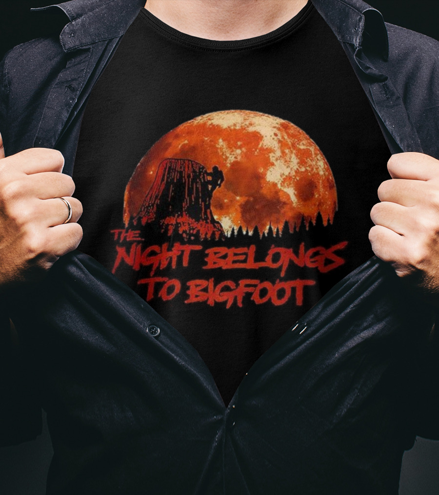 The Night Belongs To Bigfoot Red Moon Silhouette T-Shirt