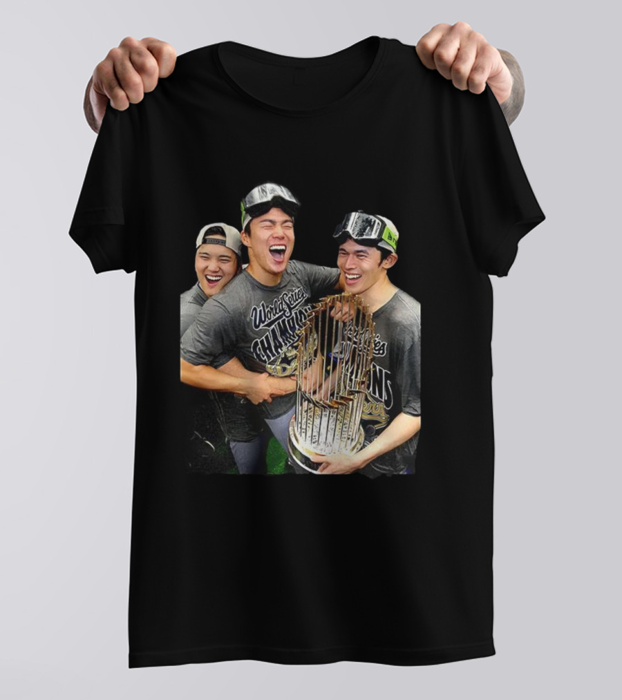 World Series Champions 2025 Yoshinobu Yamamoto Rōki Sasaki Shohei Ohtani Celebration T-Shirt