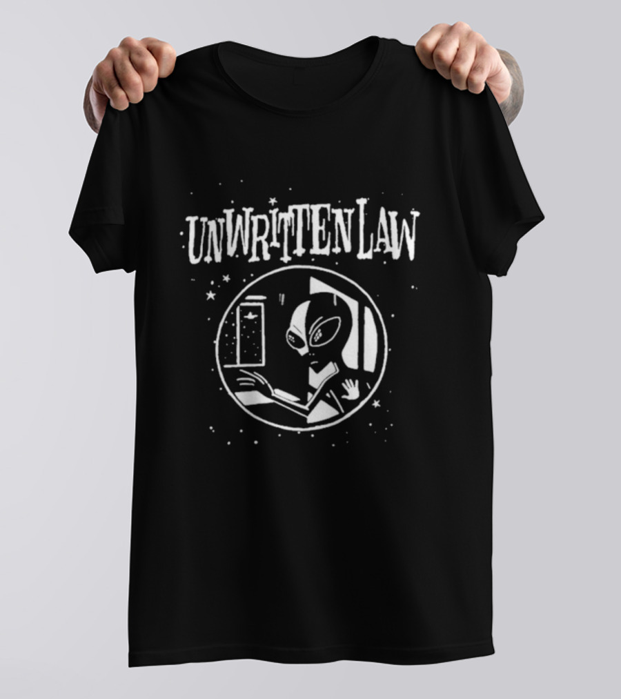 Unwritten Law Alien UFO Space Scene T-Shirt