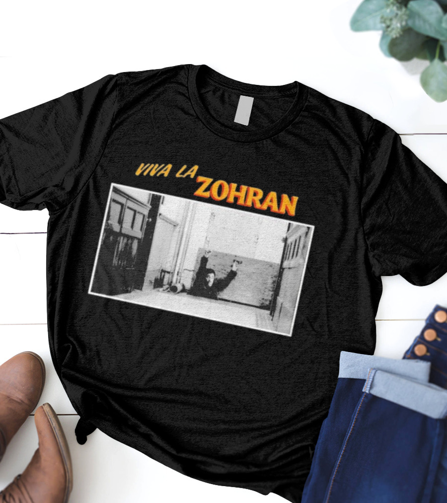 Viva La Zohran Zohran Mamdani Black And White Hallway Enthusiastic Expression T-Shirt