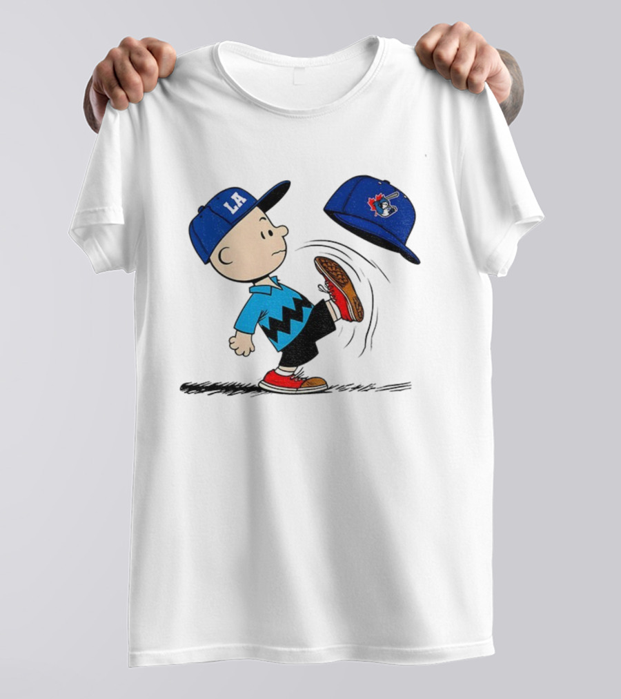 Los Angeles Dodgers LA Cap Charlie Brown Kicking Toronto Blue Jays Hat Peanuts Crossover T-Shirt