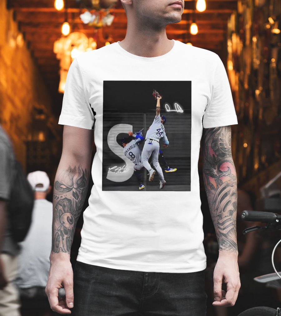 World Series Game 7 Hernández 8 Pages 44 Signatures T-Shirt