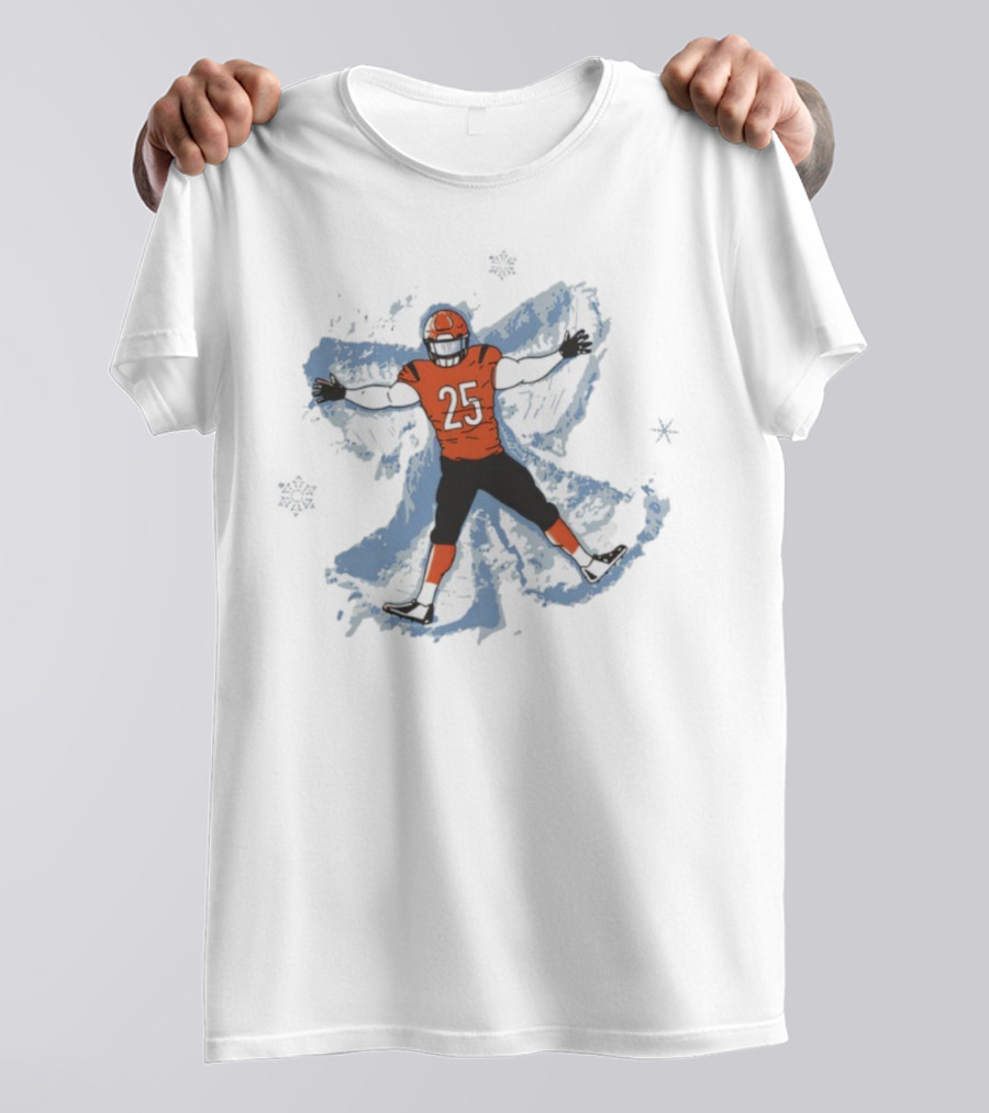 Cincinnati Football Player 25 Making Snow Angel Winter Theme T-Shirt