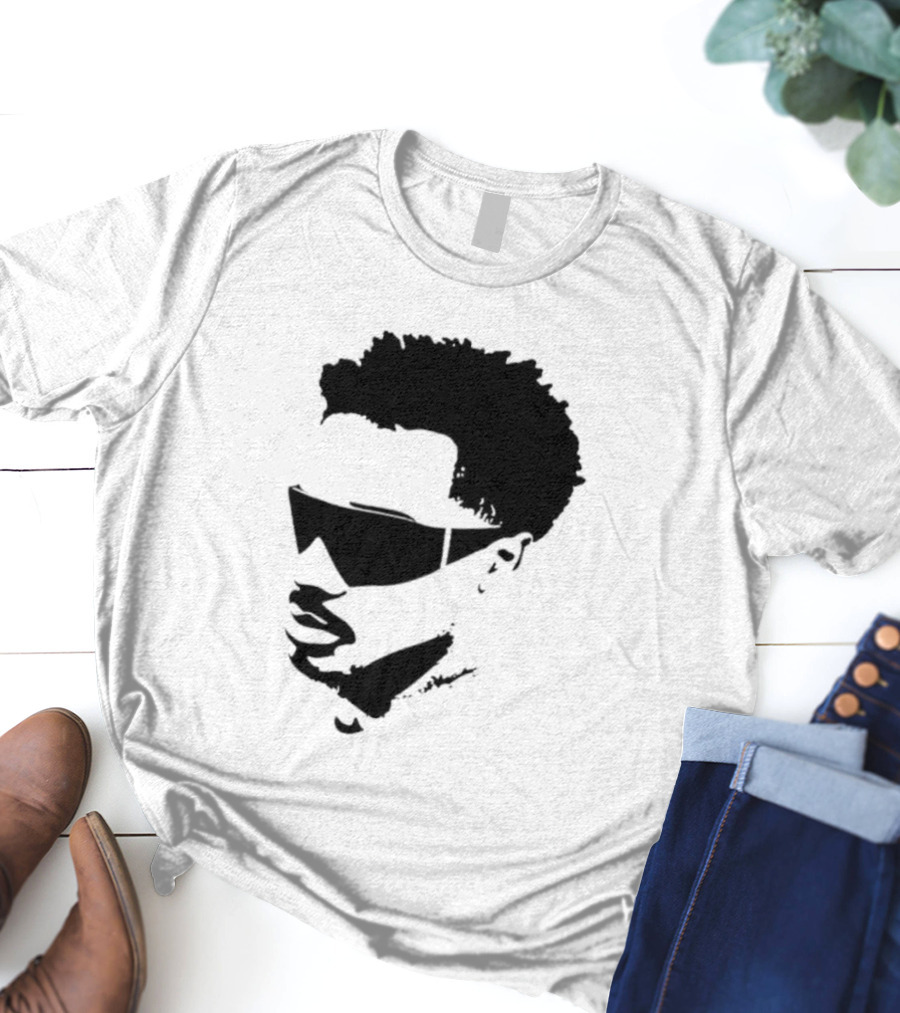 Plaqueboymax Face Outline With Sunglasses And Abstract Hair Sketch T-Shirt