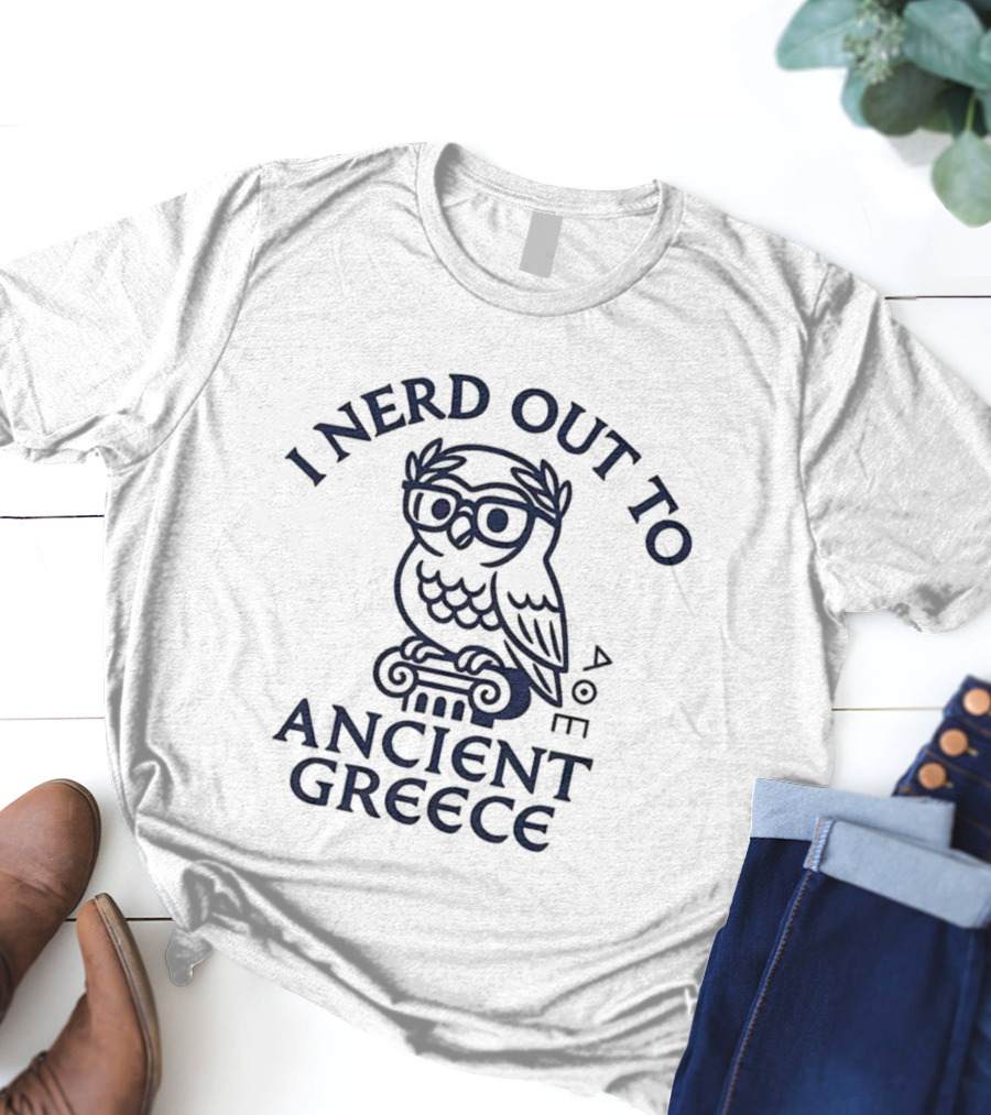 I Nerd Out To Ancient Greece Owl Illustration T-Shirt
