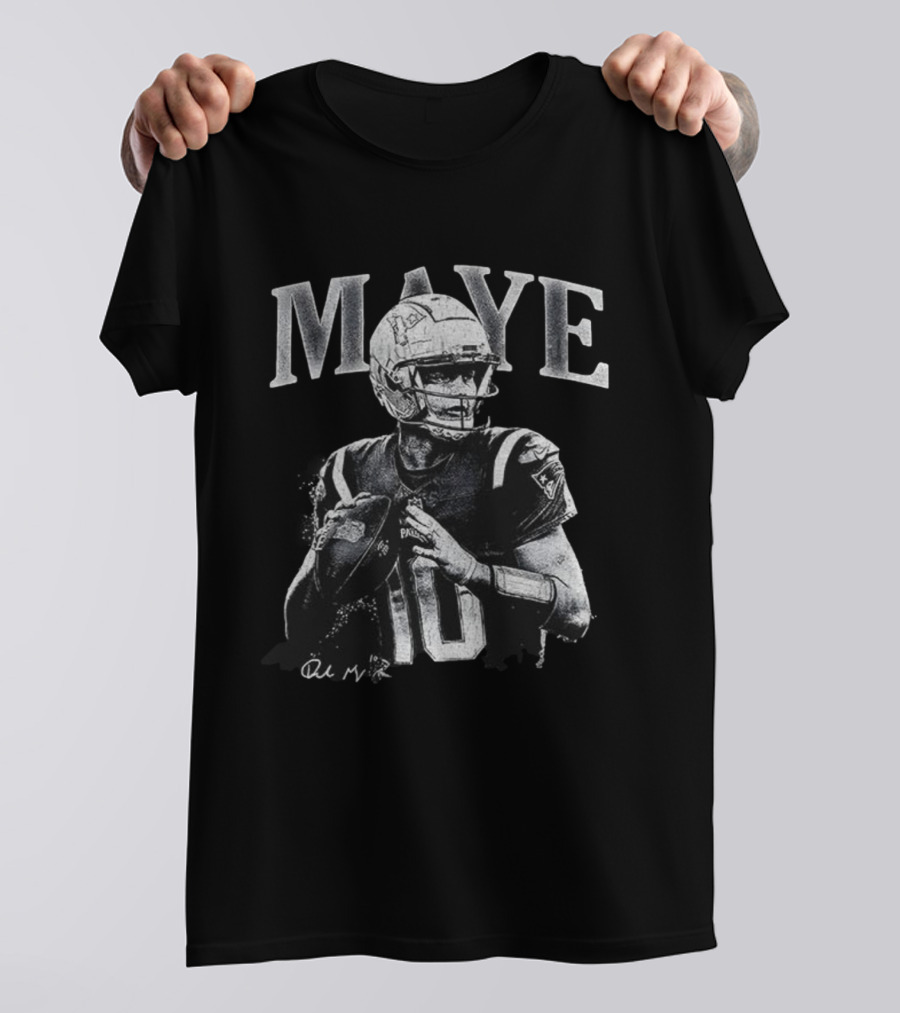 Drake Maye New England Patriots NFL Football Player T-Shirt