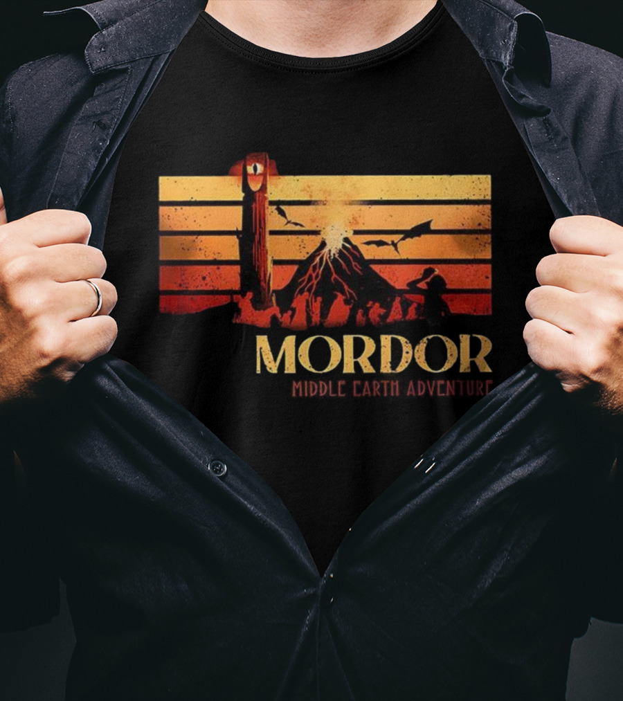 Mordor Dark Lord Sauron Middle Earth Adventure Vintage T-Shirt