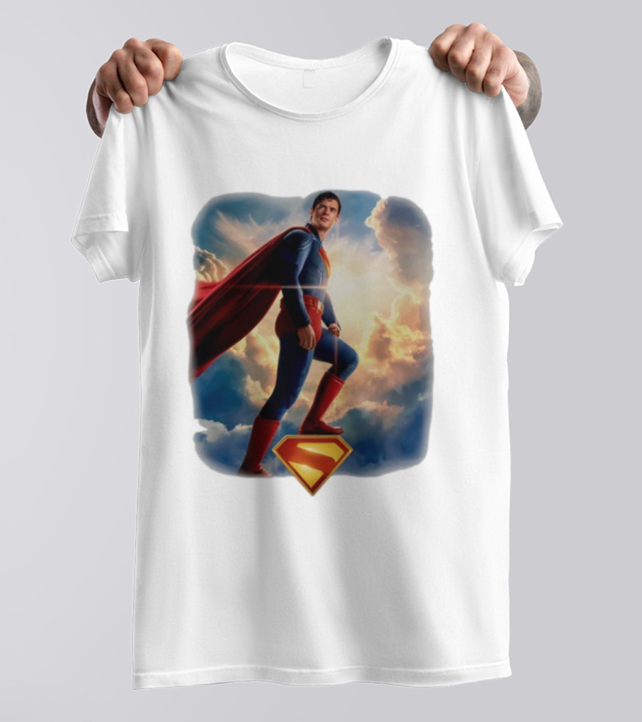 Superman 2025 Faded Standing Iconic Cape And Emblem T-Shirt