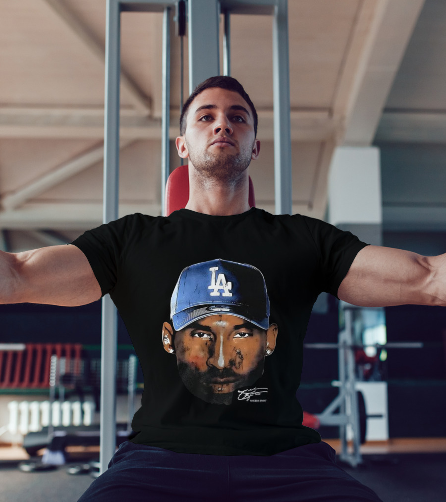 Kobe Bryant LA Dodgers Big Face Signature Cap T-Shirt