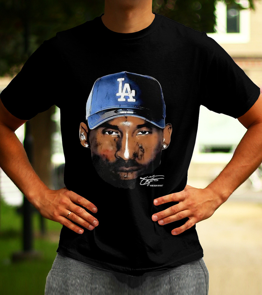 Kobe Bryant LA Dodgers Big Face Signature Cap T-Shirt