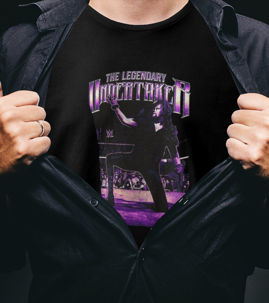 The Legendary Undertaker WWE 35 Years Kneeling Pose T-Shirt
