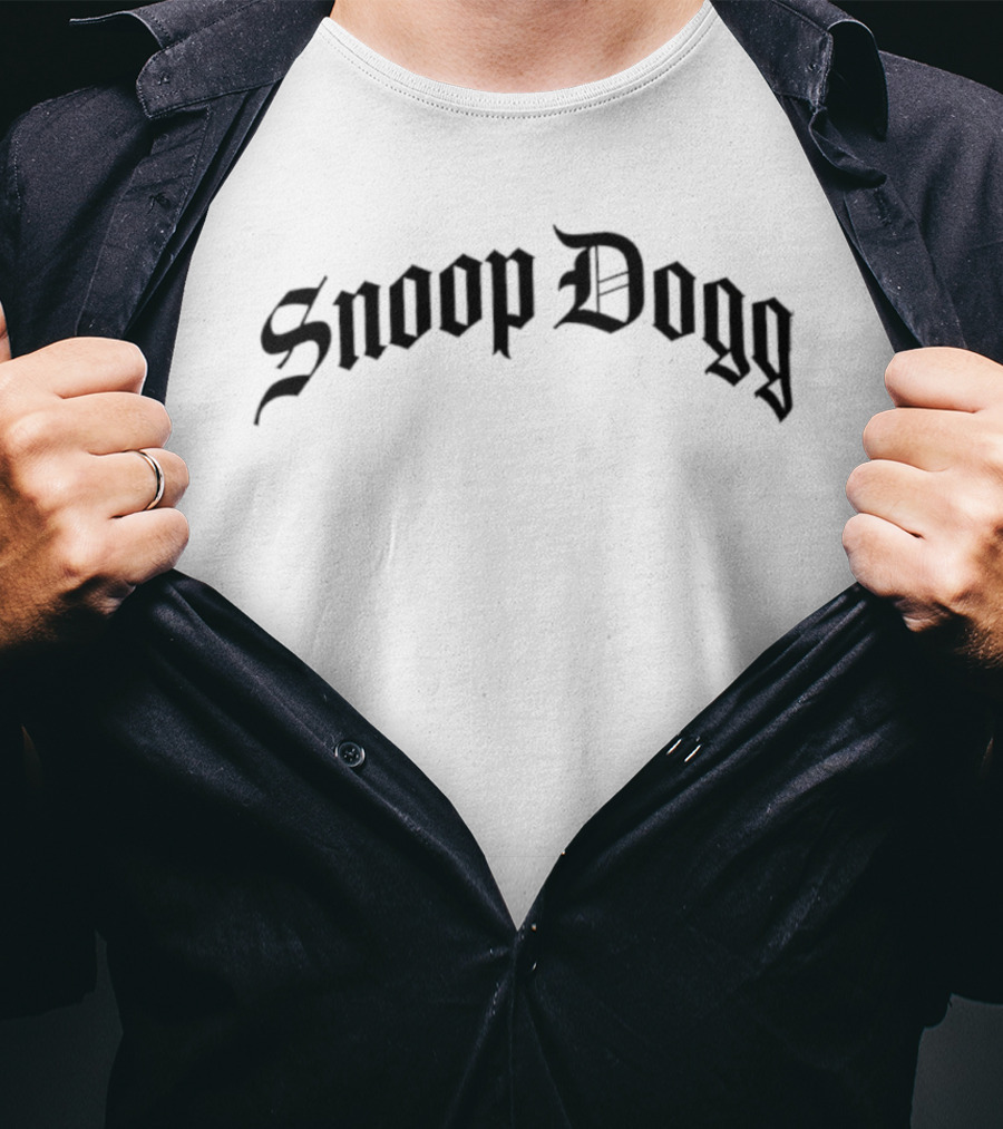 Snoop Dogg Long Beach California Blackletter Style T-Shirt