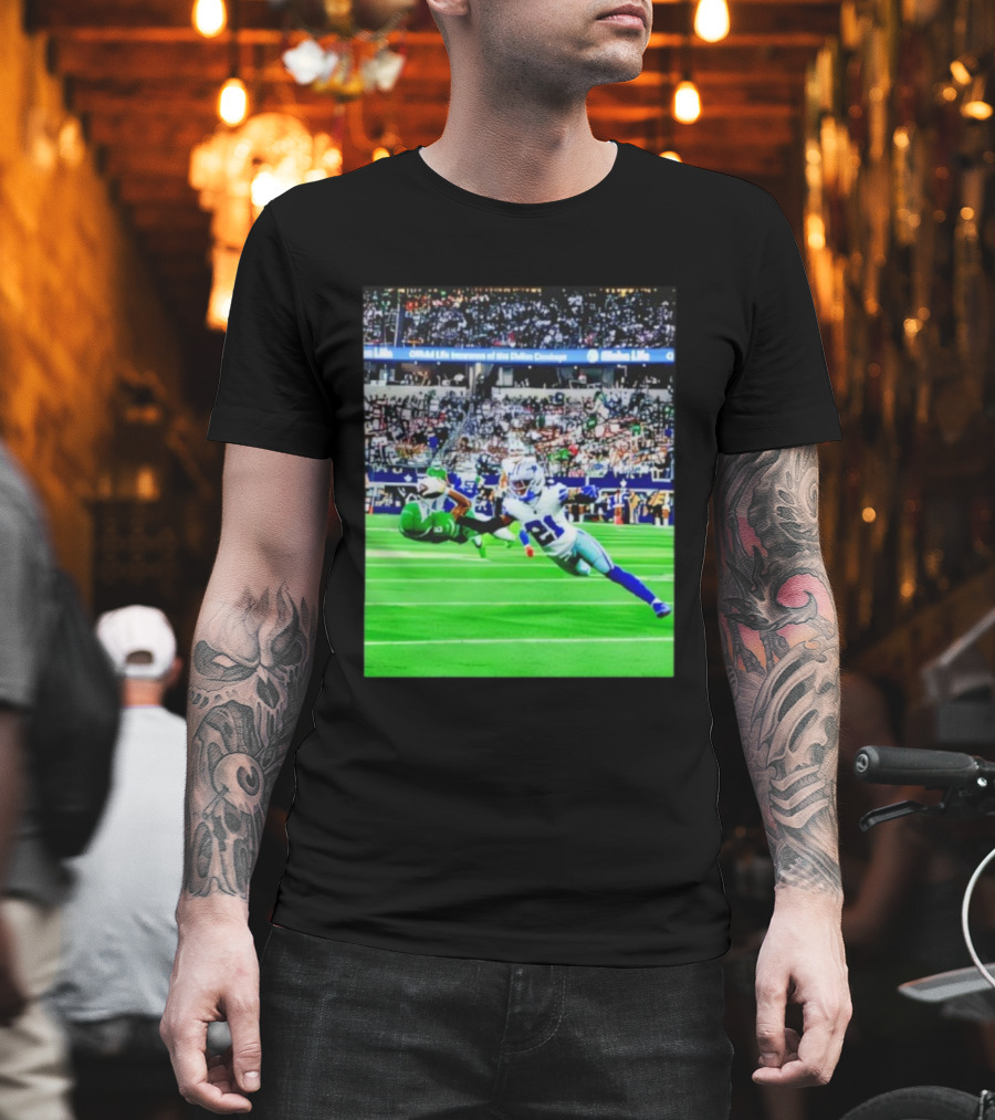 Evonta Smith Spectacular Leap Against Cowboys T-Shirt
