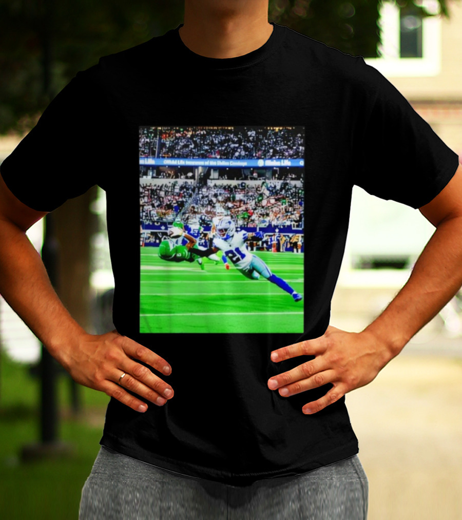 Evonta Smith Spectacular Leap Against Cowboys T-Shirt