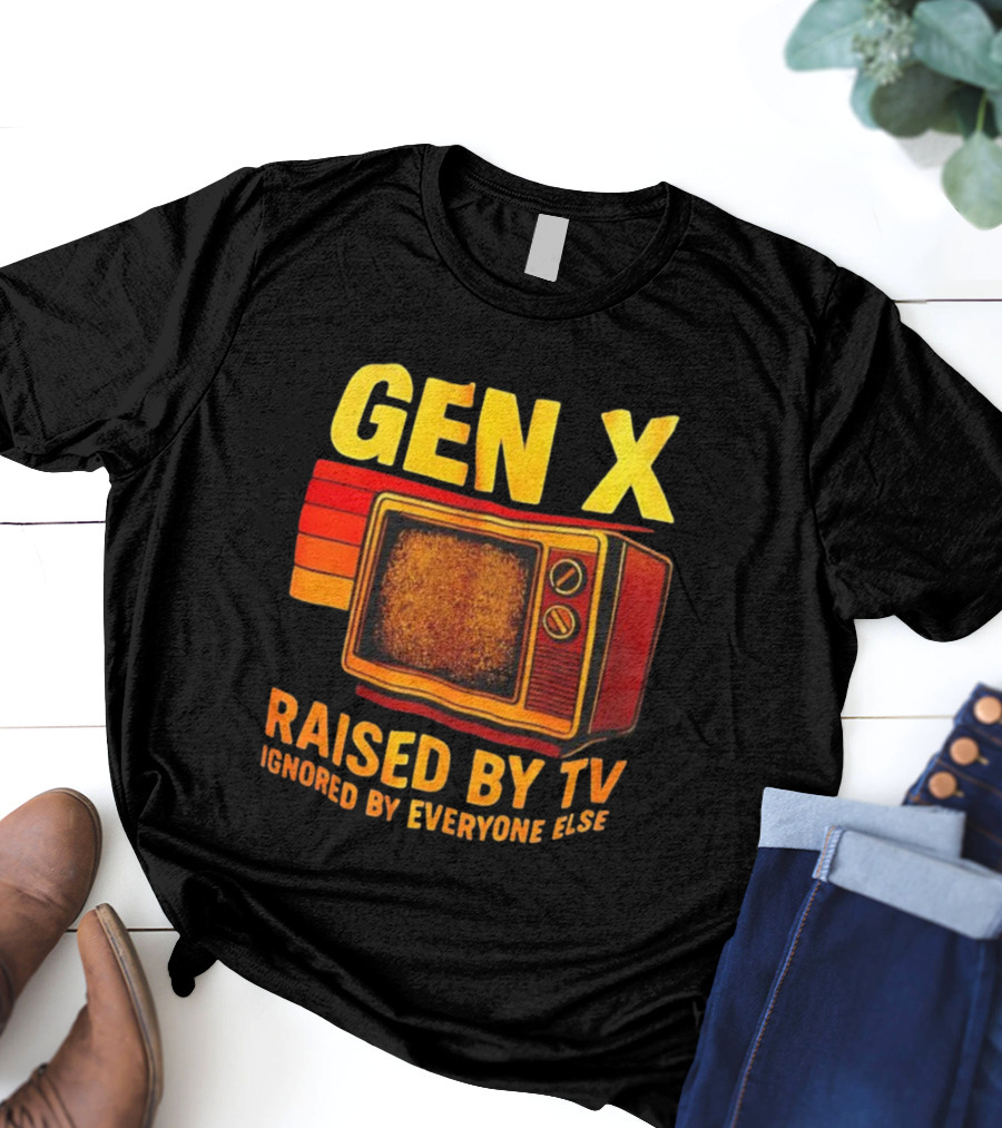 Gen X Raised By TV Ignored By Everyone Else Vintage Retro Television Illustration T-Shirt