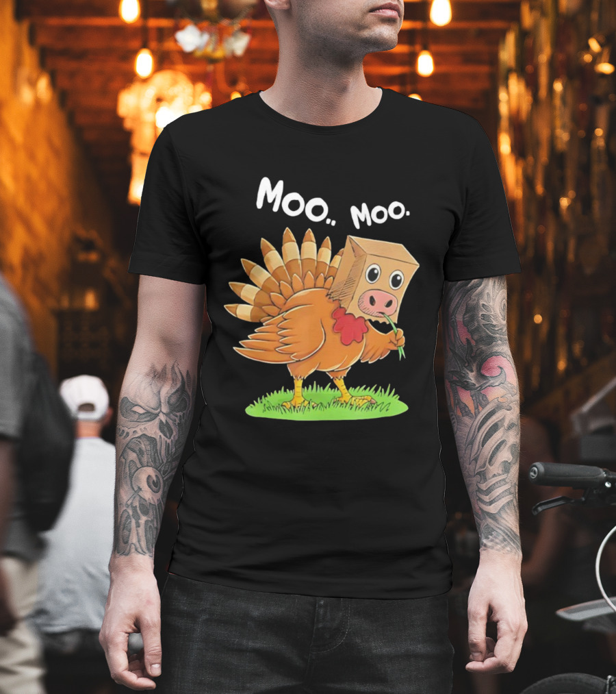Turkey Cow Moo Moo Thanksgiving Funny T-Shirt
