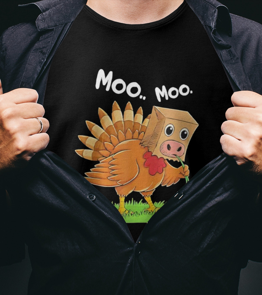 Turkey Cow Moo Moo Thanksgiving Funny T-Shirt