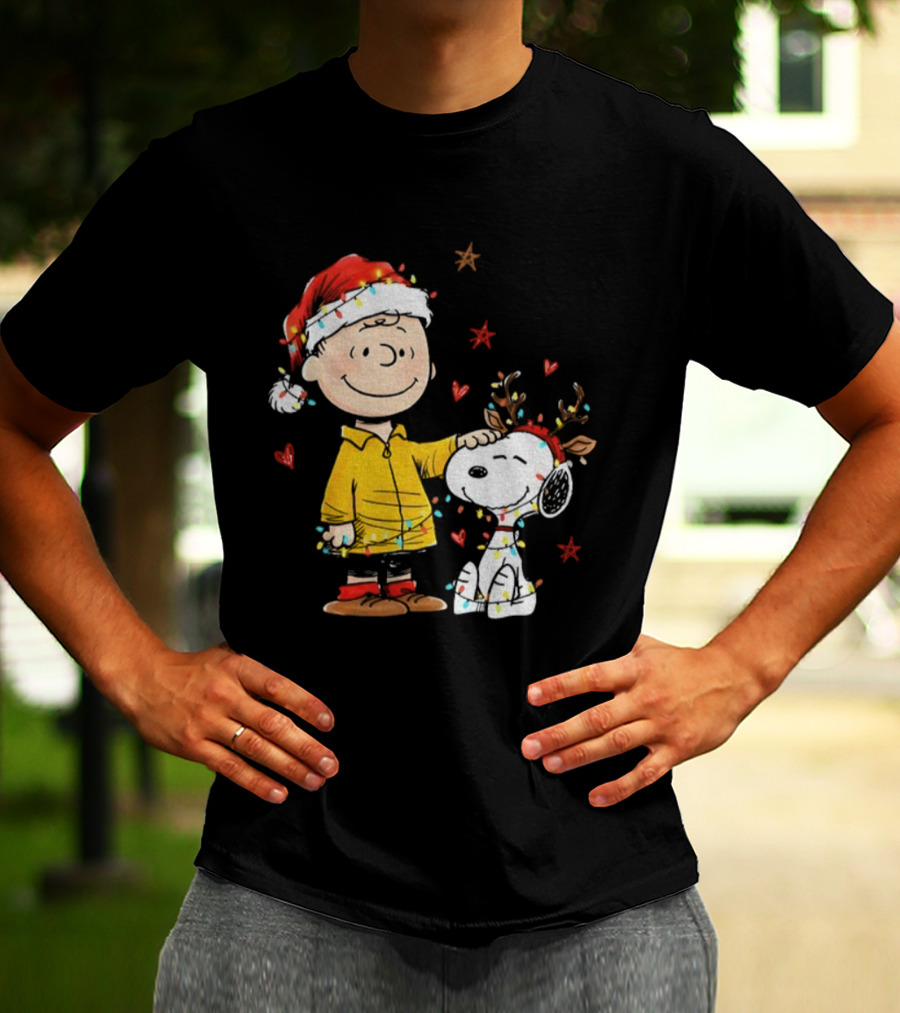 Charlie Brown Snoopy Santa Hat Merry Christmas Reindeer Holiday Lights T-Shirt