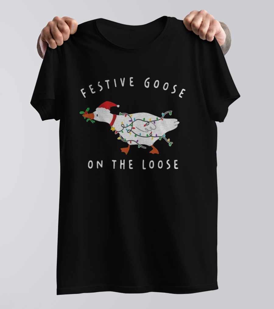 Festive Goose On The Loose Christmas Lights Santa Hat T-Shirt