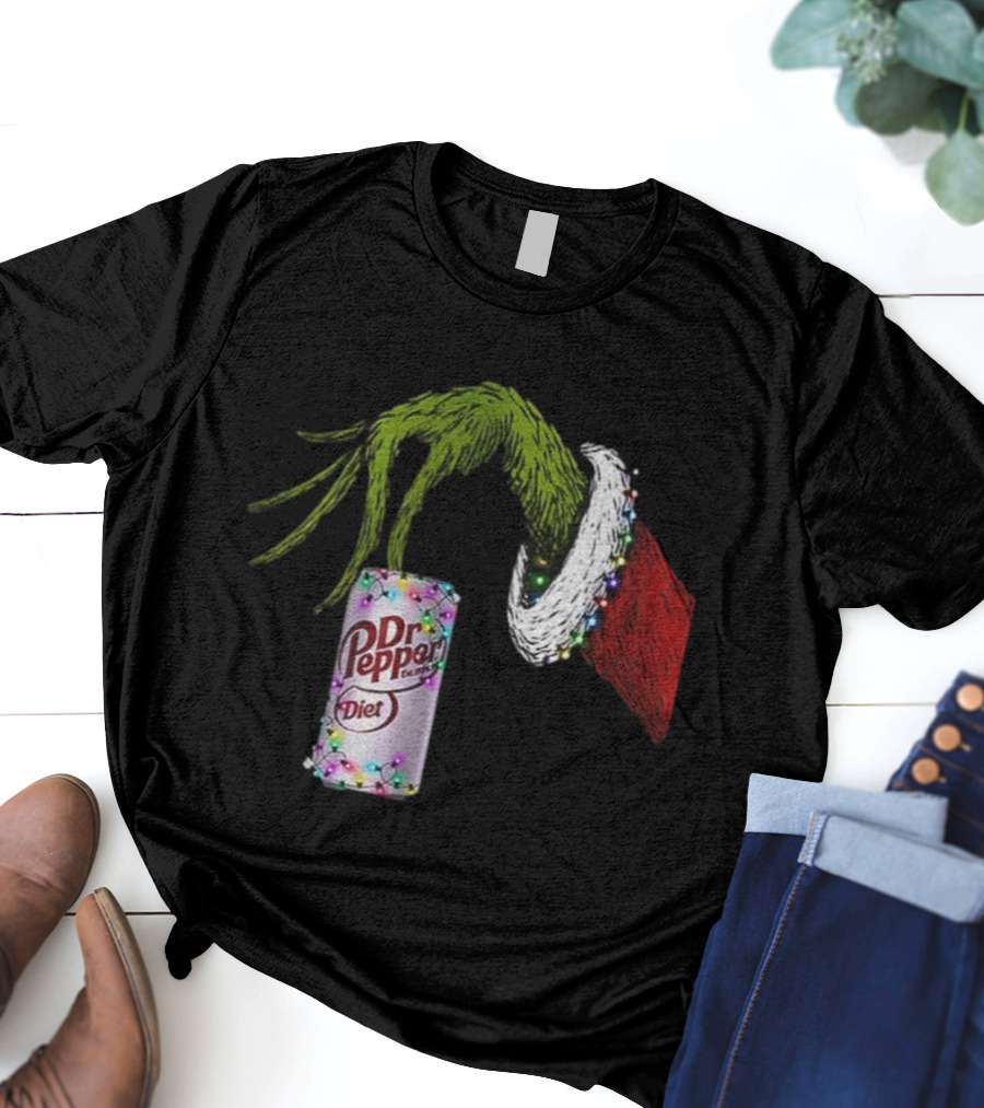Grinch Hand Holding Dr Pepper Diet Can Christmas Lights Merry Christmas T-Shirt