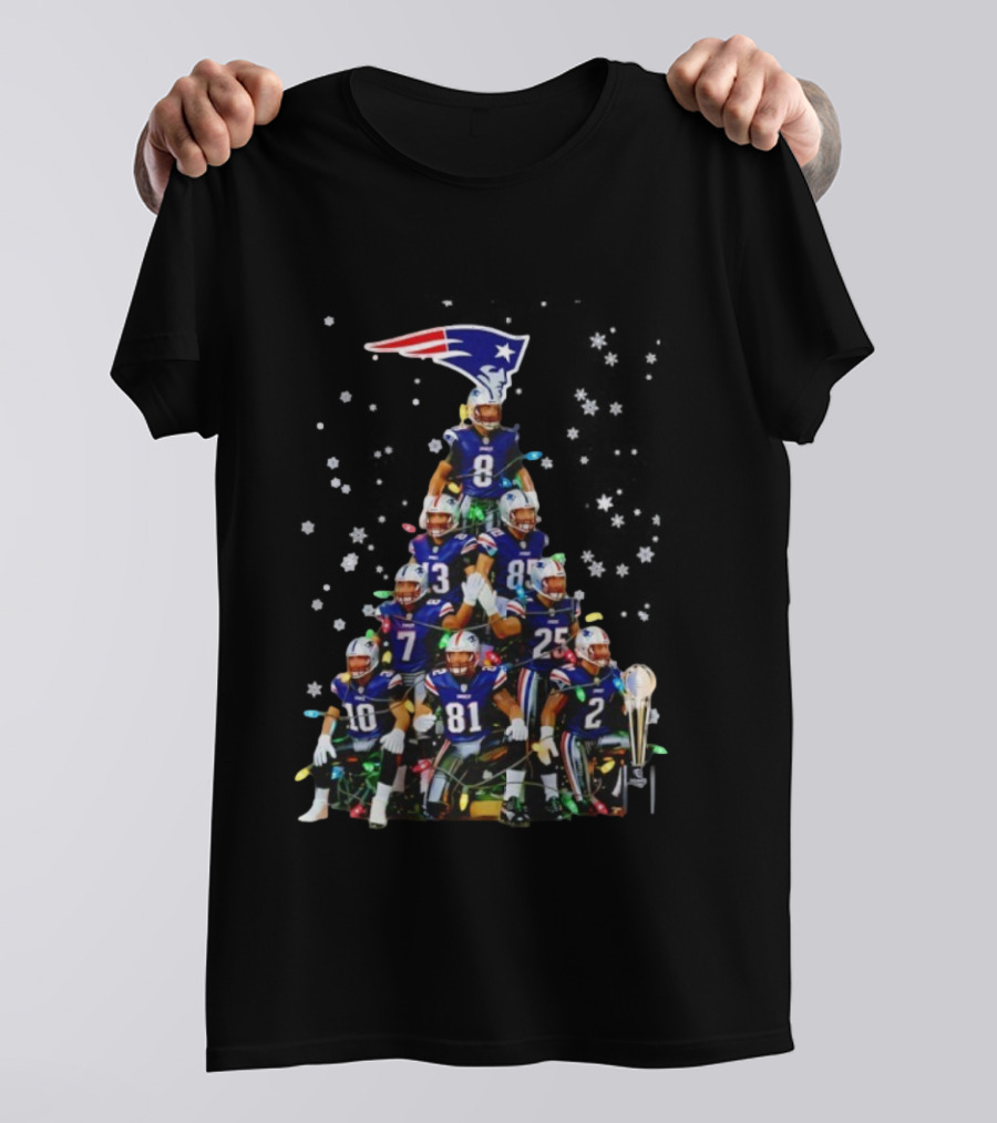 New England Patriots Players Tree With Christmas Lights And Trophy T-Shirt