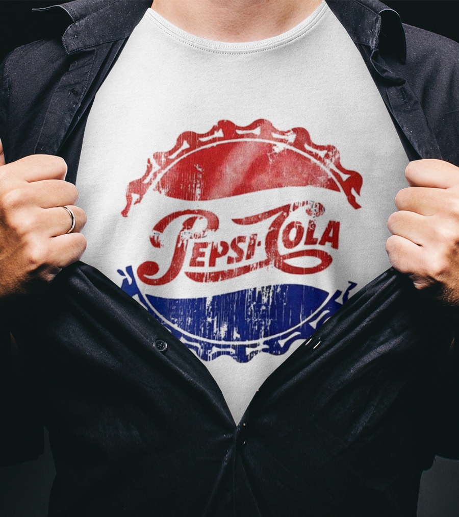 Pepsi Cola Vintage Bottle Cap Distressed Red White Blue T-Shirt