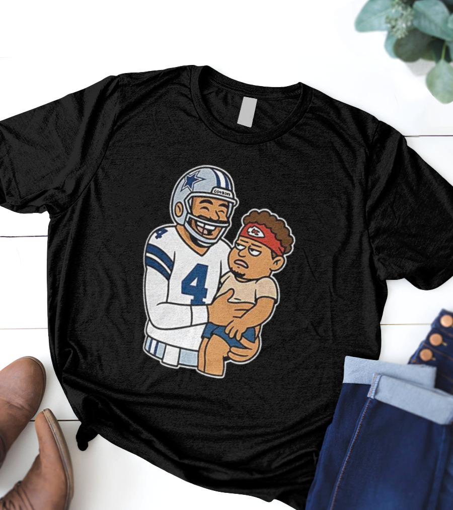 Dak Prescott Cowboys Carrying Baby Chiefs Player Sketch T-Shirt