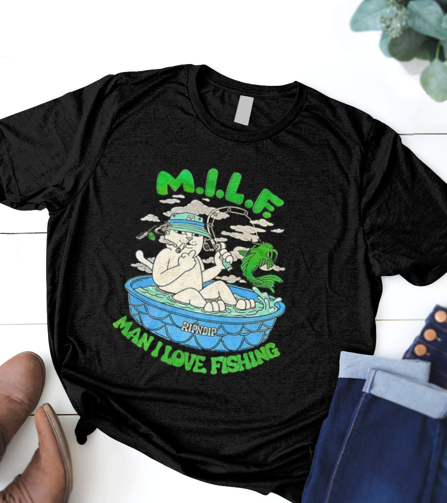 M.I.L.F Man I Love Fishing Cat In Boat Fun Design T-Shirt