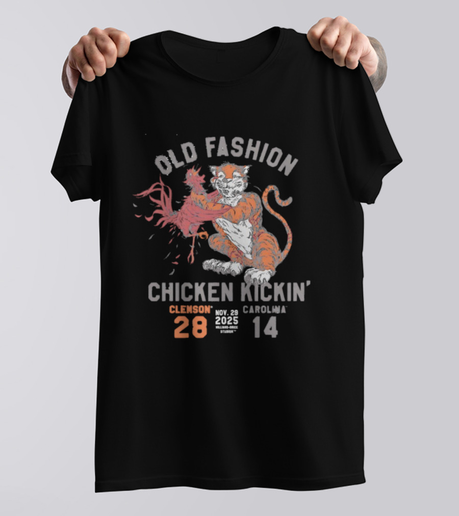 Old Fashion Chicken Kickin’ Carolina Mascots 25 14 T-Shirt