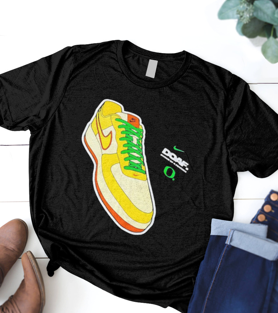 Oregon Ducks DOAF Hatched Heat Nike Sneaker T-Shirt