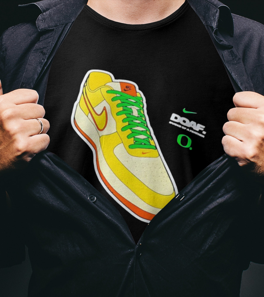 Oregon Ducks DOAF Hatched Heat Nike Sneaker T-Shirt