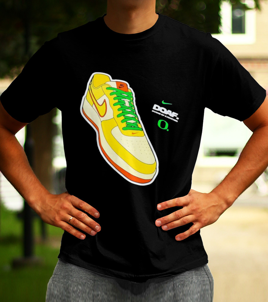 Oregon Ducks DOAF Hatched Heat Nike Sneaker T-Shirt