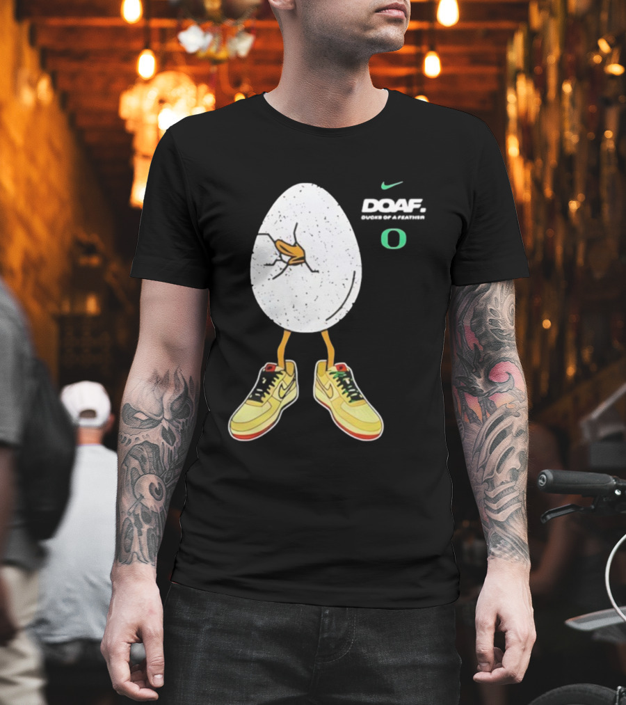 Oregon Football Duck Nike Egg Sneaker Design T-Shirt