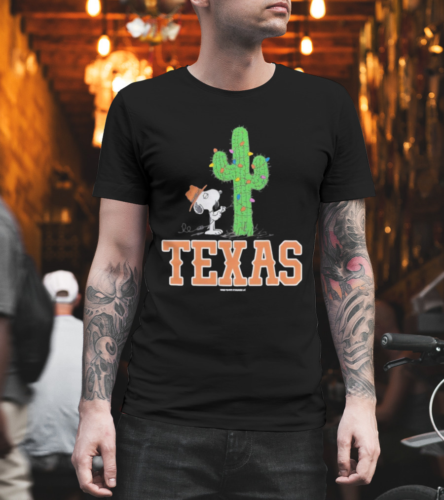 Snoopy Cactus Holiday Christmas Lights Texas T-Shirt