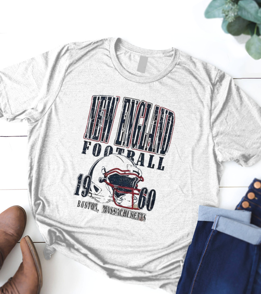 New England Football 1960 Boston Massachusetts Helmet T-Shirt