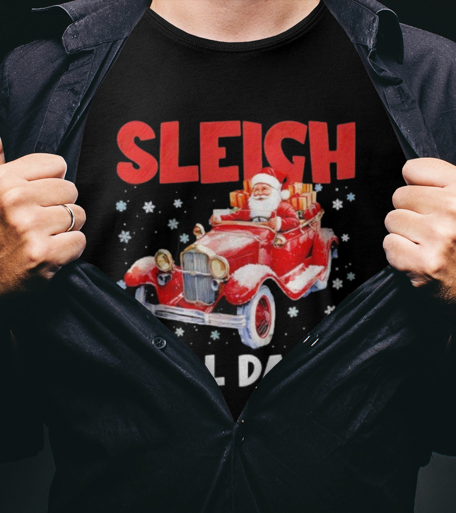 Sleigh Santa Claus Driving Vintage Car Merry Christmas T-Shirt