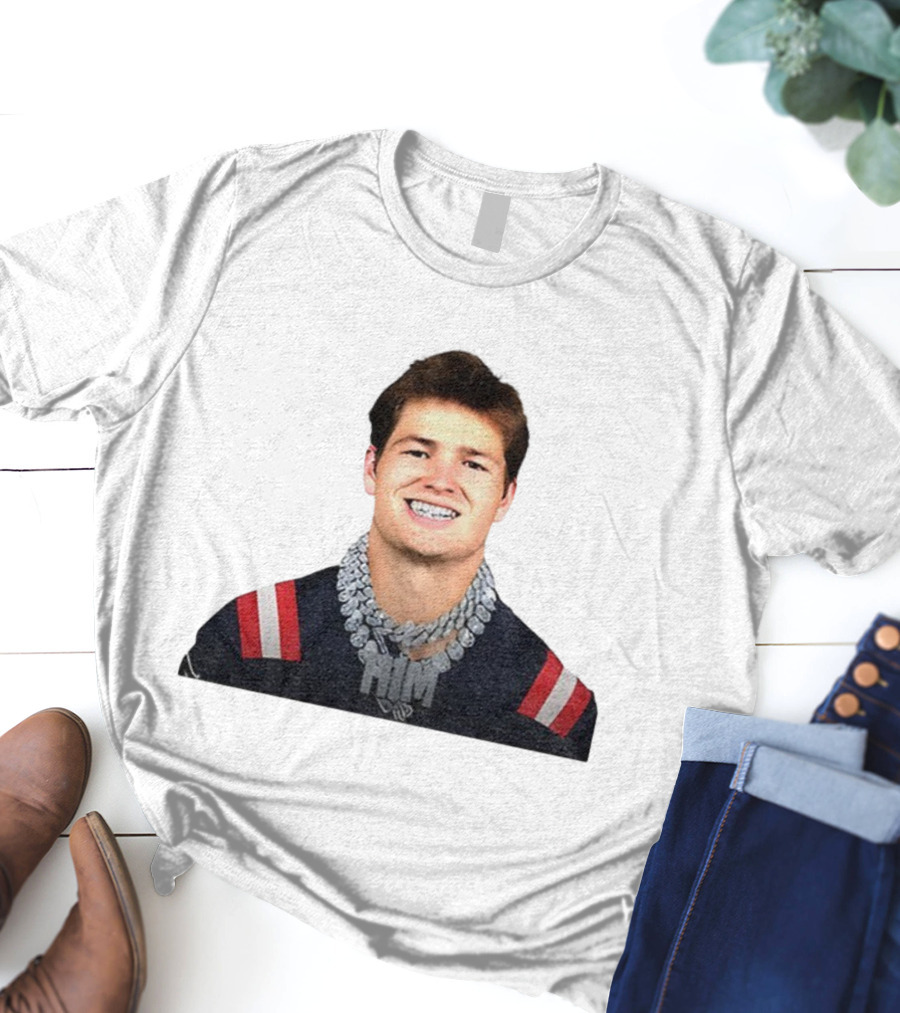 Drake Maye Him Chains New England Football Player Style T-Shirt
