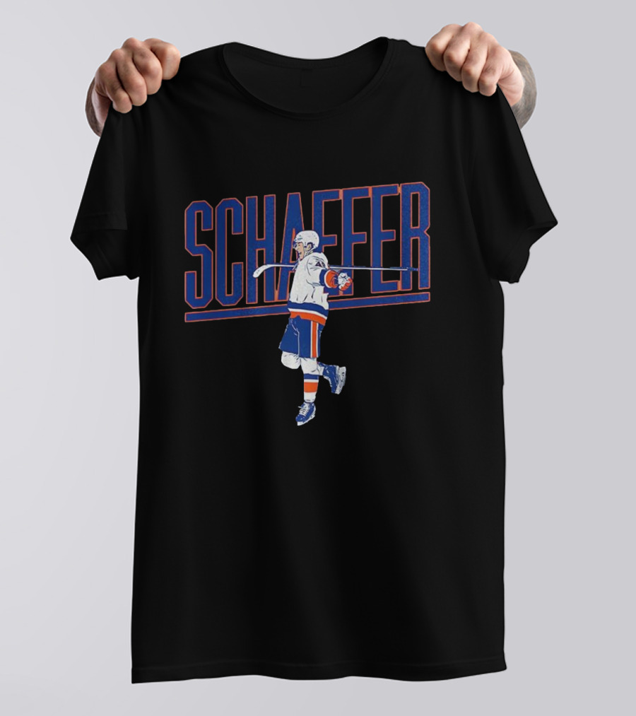 Schaefer New York Islanders Hockey Pose T-Shirt