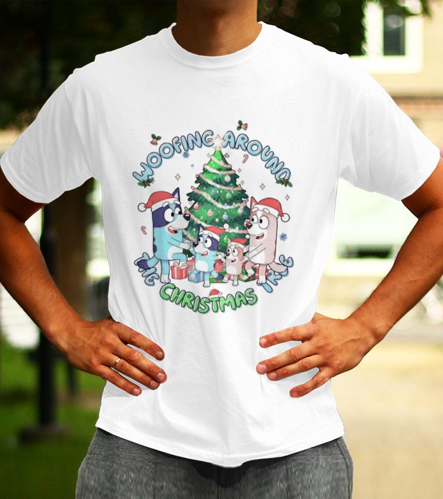 Bluey Family Woofing Around Christmas Tree Santa Hat Merry Christmas T-Shirt