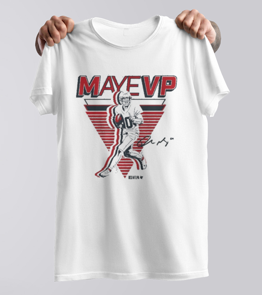 MAYEVP Football Player Triangle Design T-Shirt