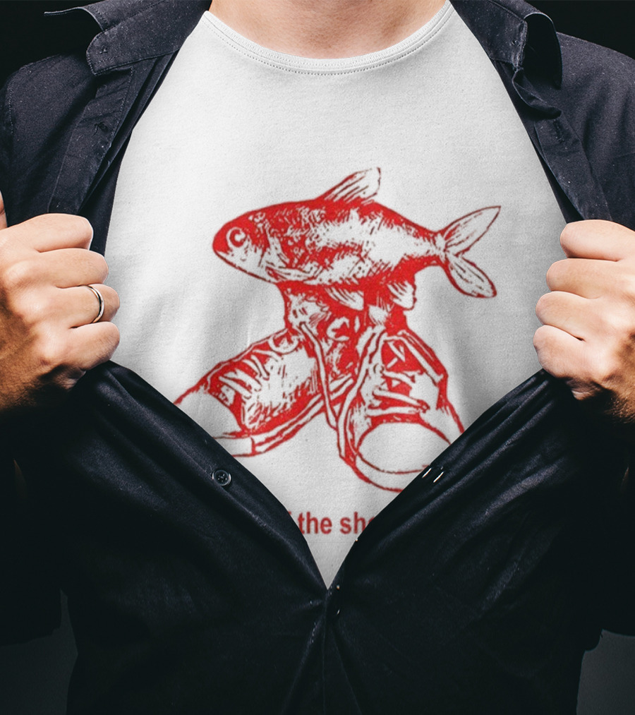 Shoe Fish Well If The Shoe Fish Vintage Retro Style T-Shirt