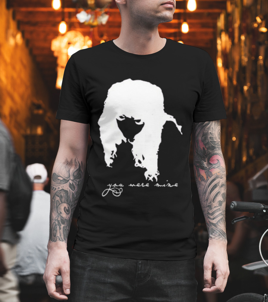 Esha Tewari You Were Mine Silhouette T-Shirt